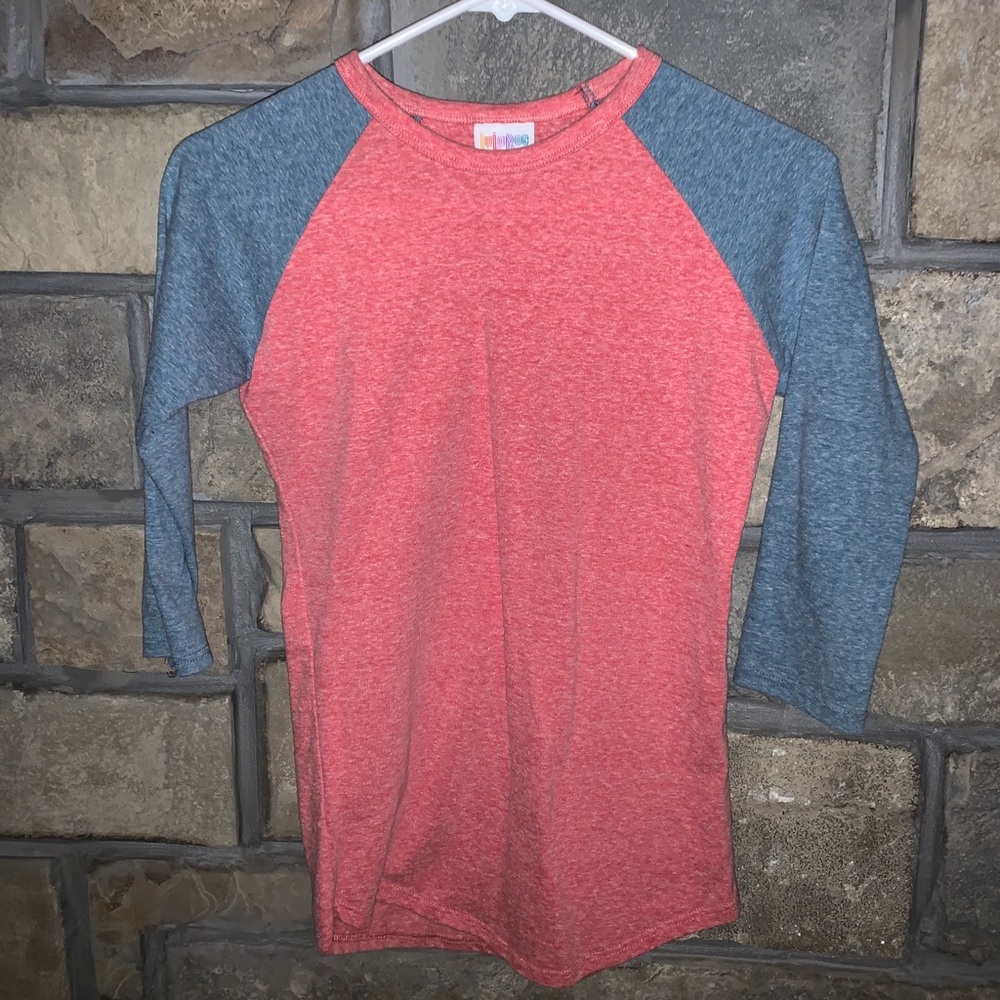 LULAROE MED SLEEVE SHIRT